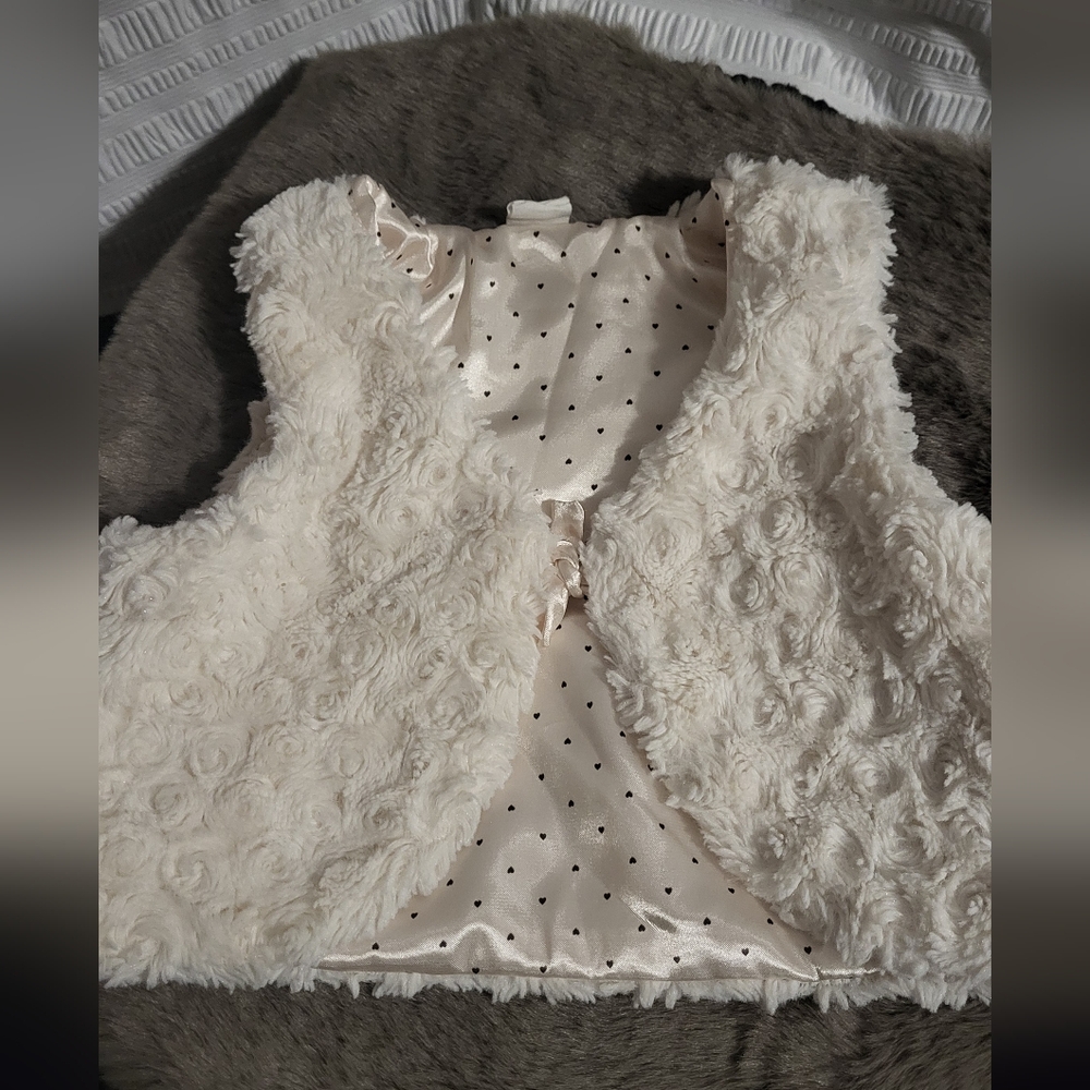 H&M Baby Cream Faux Fur Vest